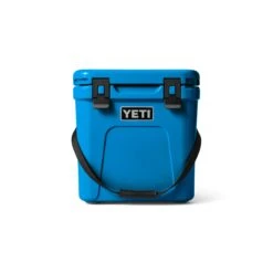 Yeti Roadie 24 -Maine Sport Store 70000002158 10022400001 YETI Wholesale hard goods Roadie 24 Big Wave Blue Front 3364 2400x2400 c5db8833 ee10 45ae 8245 11e502cc34cd