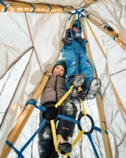 Solar Panel -Maine Sport Store BJU.001 BijouMainstayWintershots 1 021b7778 2401 4df3 9eba 73cf76c797aa