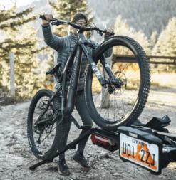 Thule Foldable Loading Ramp 7 Thule Foldable Loading Ramp -Maine Sport Store Foldable Loading Ramp 4