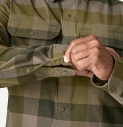 Patagonia M's Canyonite Flannel Shirt 15 Patagonia M's Canyonite Flannel Shirt -Maine Sport Store M sCanyoniteFlannelShirt TrailRiderPondGreen 7