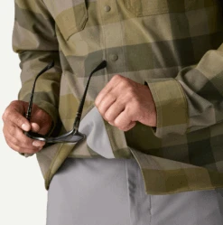 Patagonia M's Canyonite Flannel Shirt 17 Patagonia M's Canyonite Flannel Shirt -Maine Sport Store M sCanyoniteFlannelShirt TrailRiderPondGreen 8