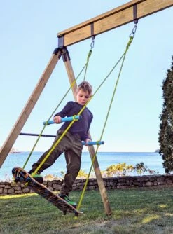 Adventure Skateboard Swing -Maine Sport Store PXL 20241117 172849200 2
