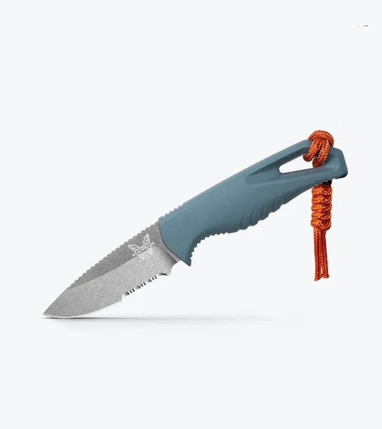 Benchmade 18050S Intersect | Depth Blue Santoprene Serr 1 Benchmade 18050S Intersect | Depth Blue Santoprene Serr