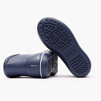 XTRATUF TUFS Little Kids Ankle Deck Boot 2 XTRATUF TUFS Little Kids Ankle Deck Boot - Image 2